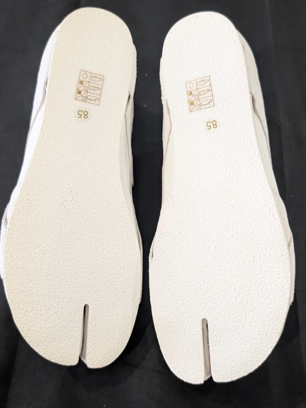 Jeffrey Campbell Cantor Split Toe Sneakers White Suede Mesh Tabi Size 8.5 NWT - Picture 4 of 11